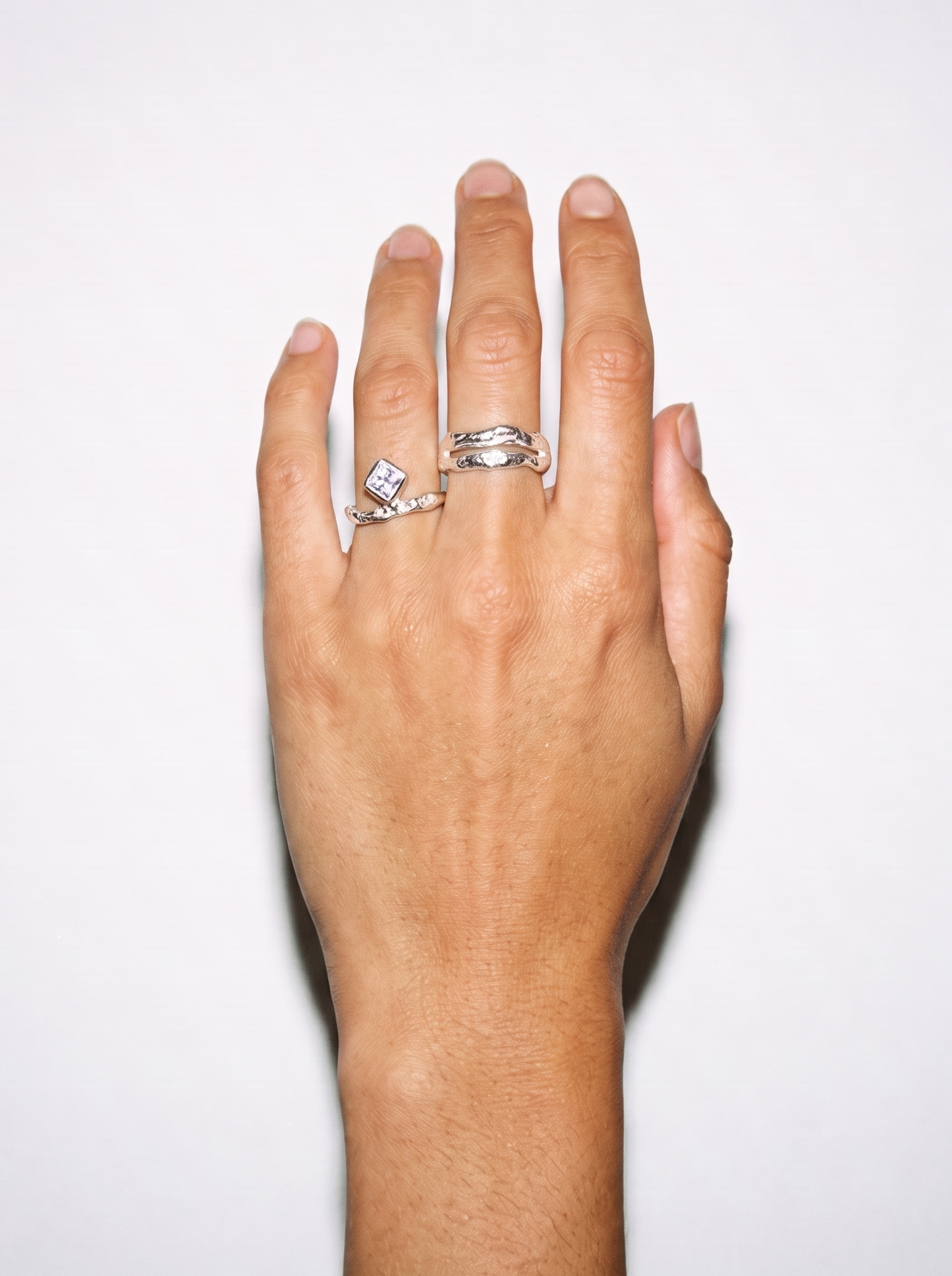 TRES ANILLOS - Only available in summer