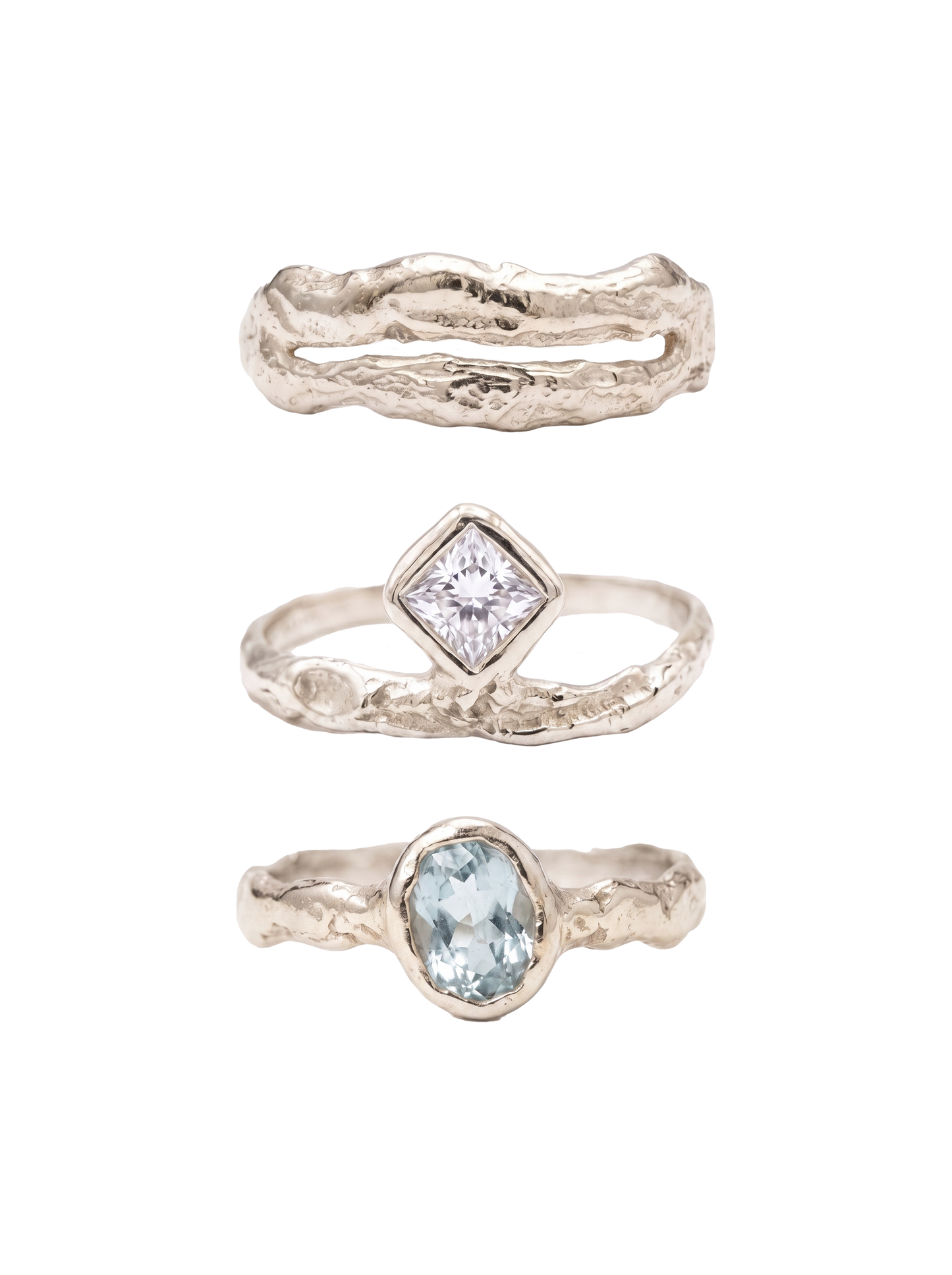TRES ANILLOS - Only available in summer