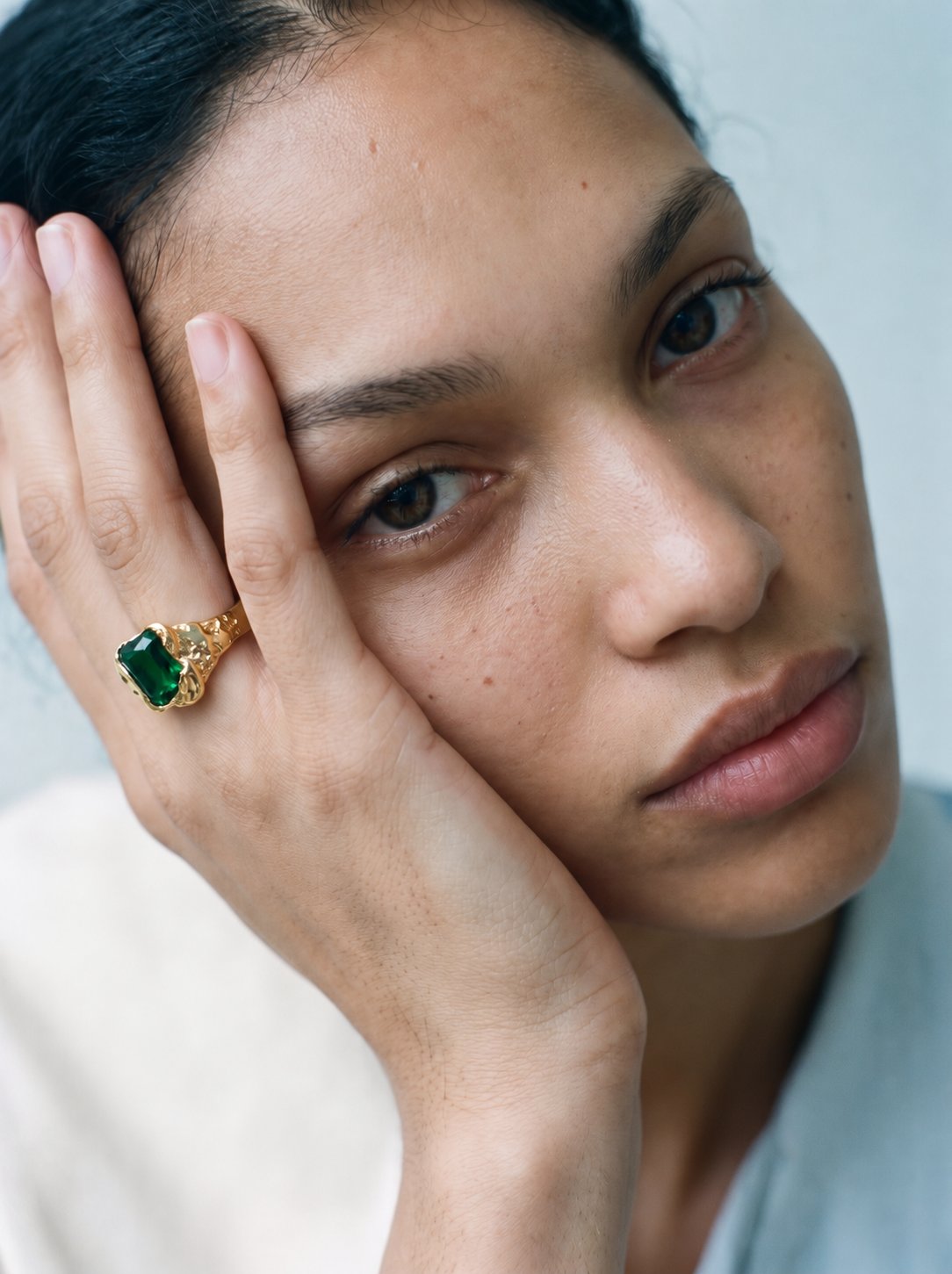 Anillo del Iaio ring – Gold Plated / Emerald