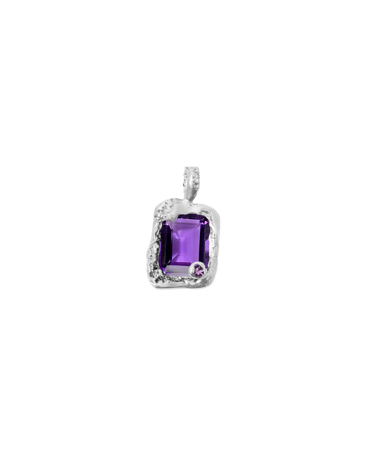 IAIO CHARM