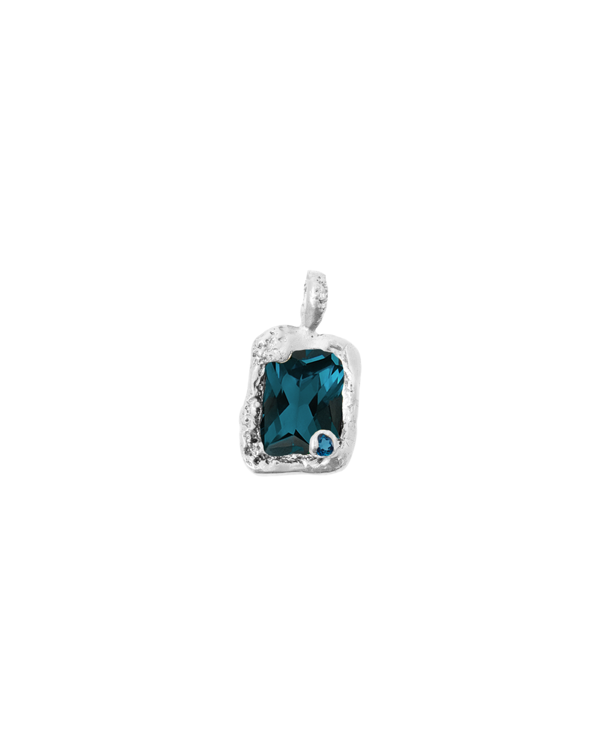 IAIO CHARM