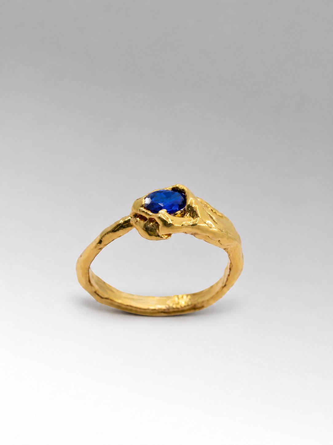 Clavel ring – Gold Plated / Sapphire