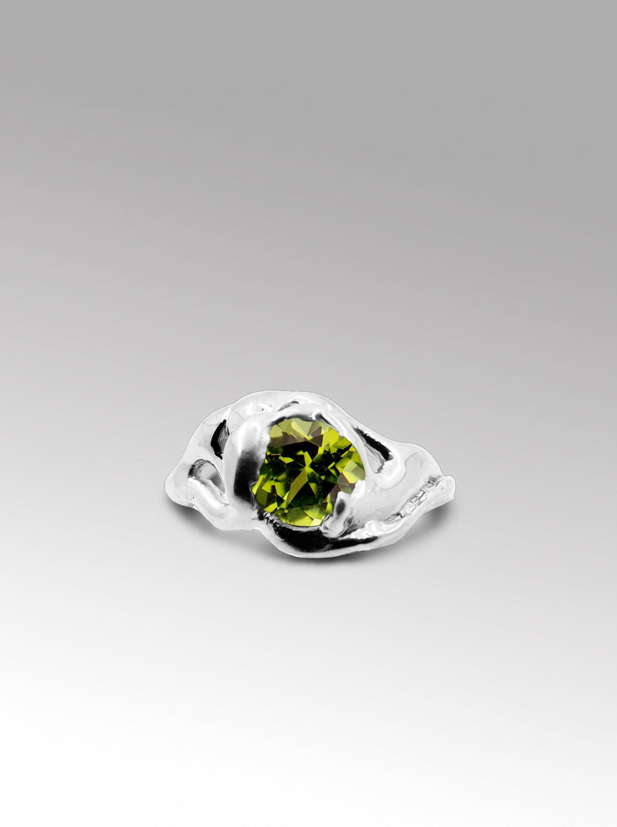 Dalia ring – Silver / Peridot