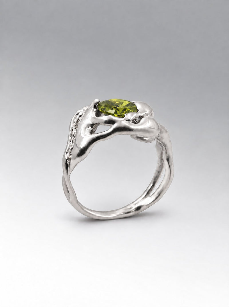 Dalia ring – Silver / Peridot