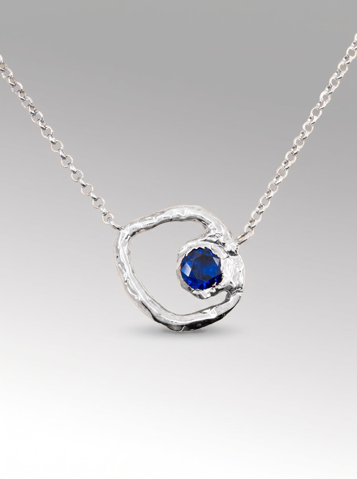 Halo Necklace – Silver