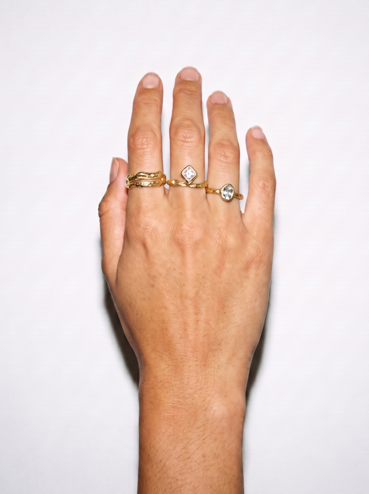 TRES ANILLOS - Only available in summer