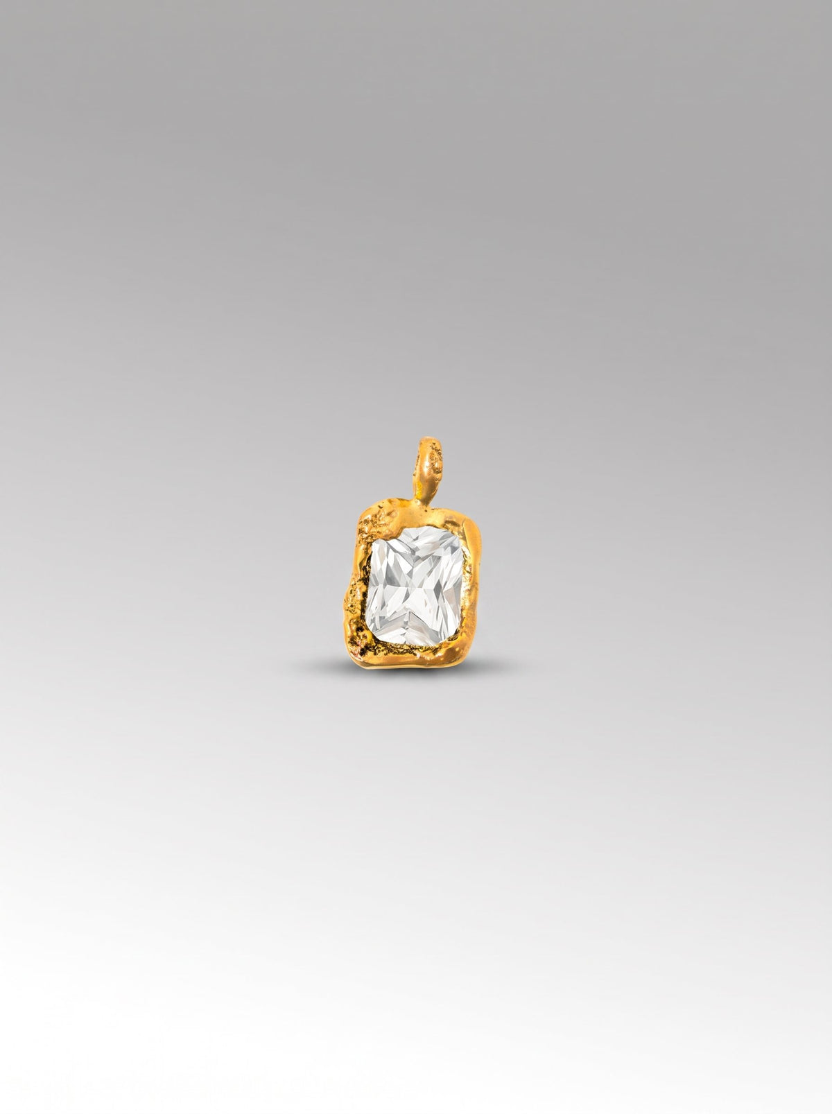 Iaio Charm – Gold Plated / White