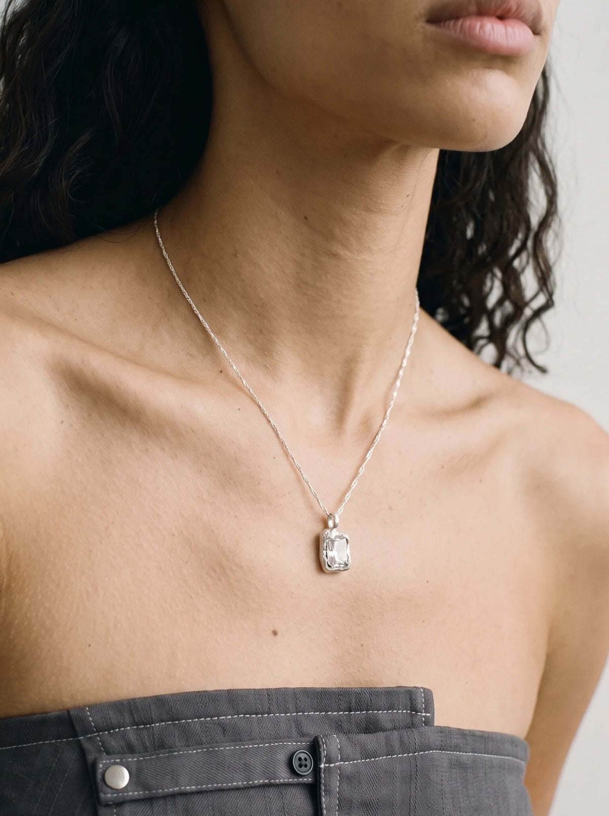 Iaio Charm – Silver / White
