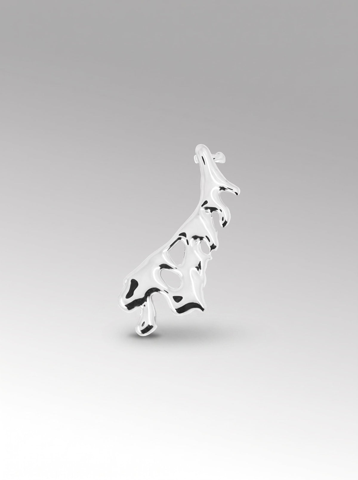 Regina Ear Cuff – Silver
